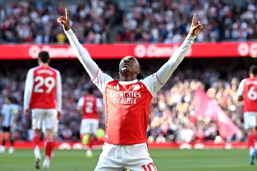 Pressionado, Arsenal recebe Newcastle; entenda cenário