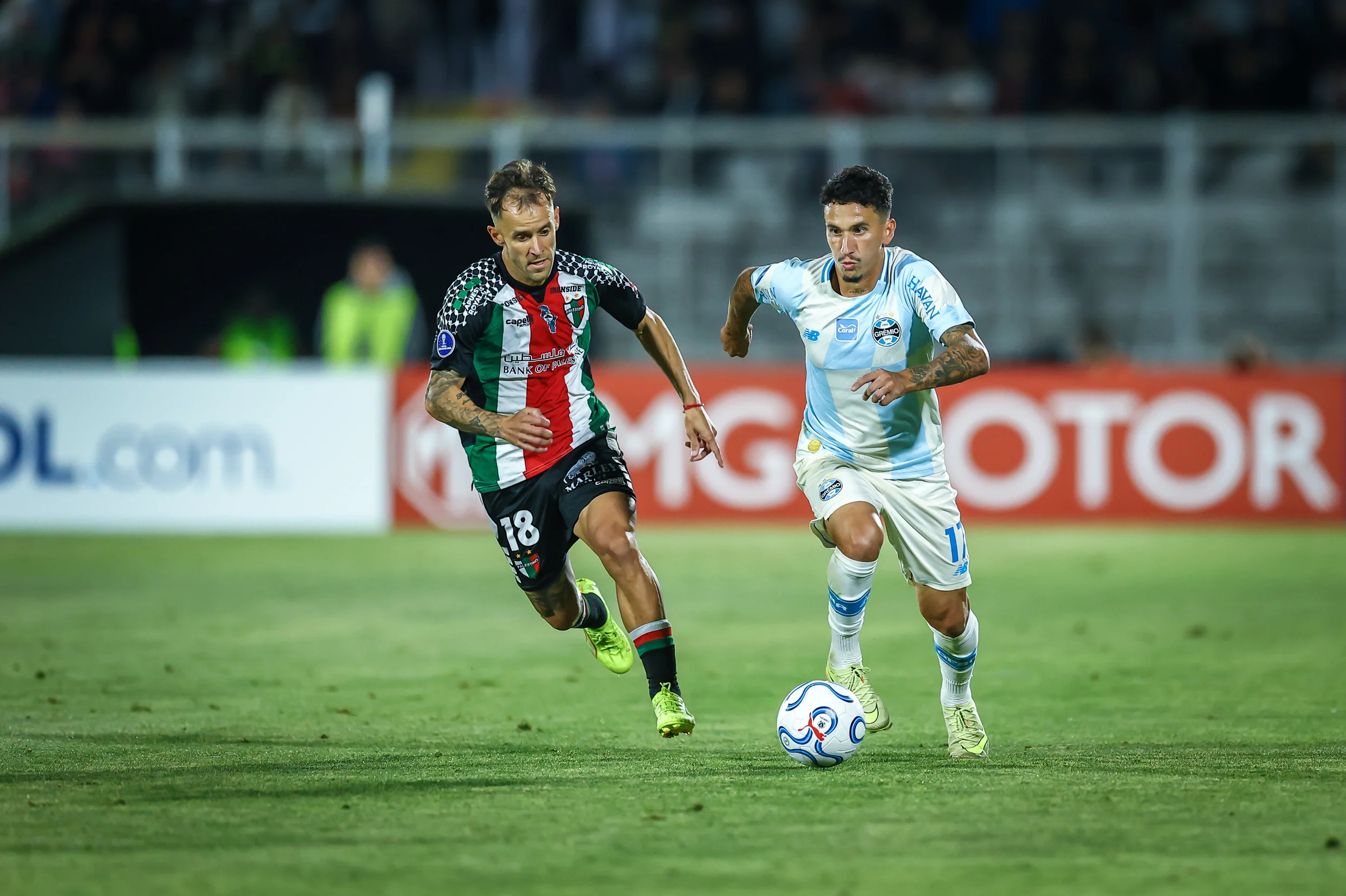 Carlos Vinícius perde pênaltis e Grêmio empata com Palestino