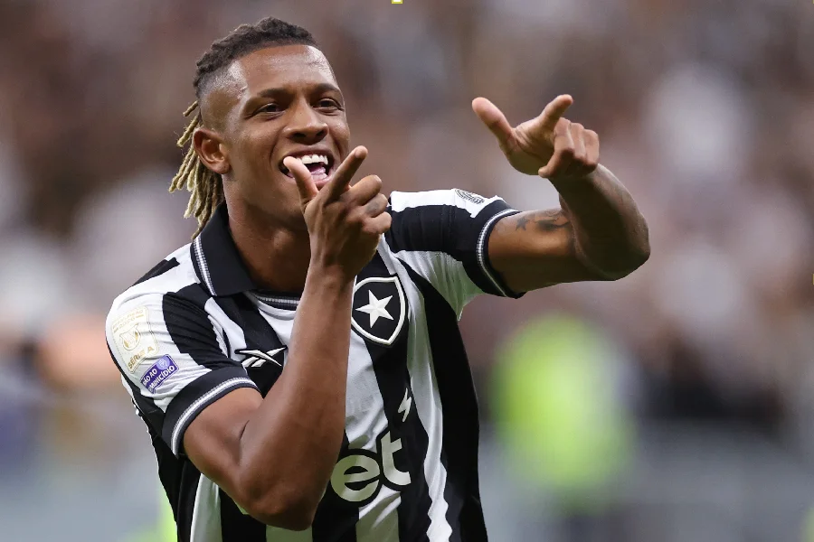 Danilo brilha no Botafogo e reafirma sonho de Copa do Mundo