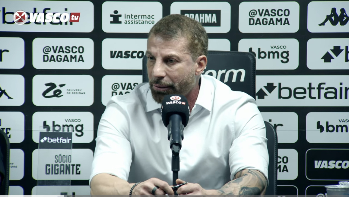 Pedrinho rebate Bap após críticas sobre empréstimo do Vasco