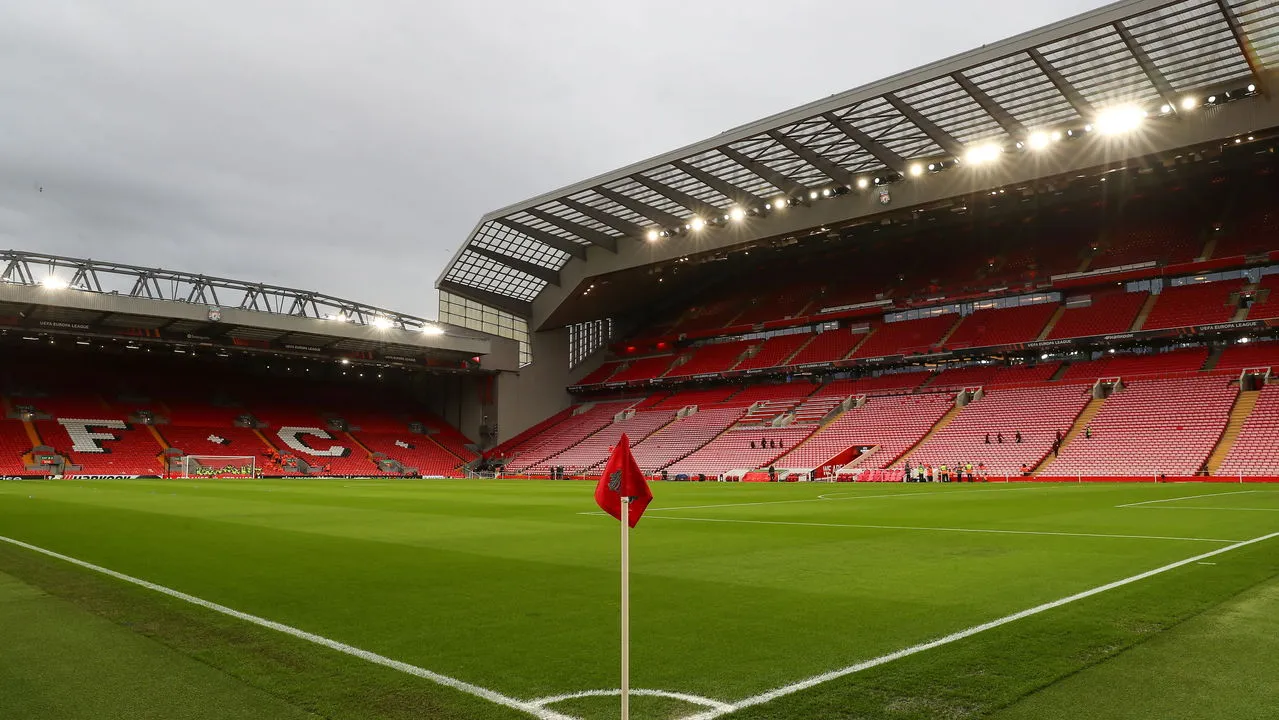 Liverpool desiste de aumentar preço dos ingressos após protestos