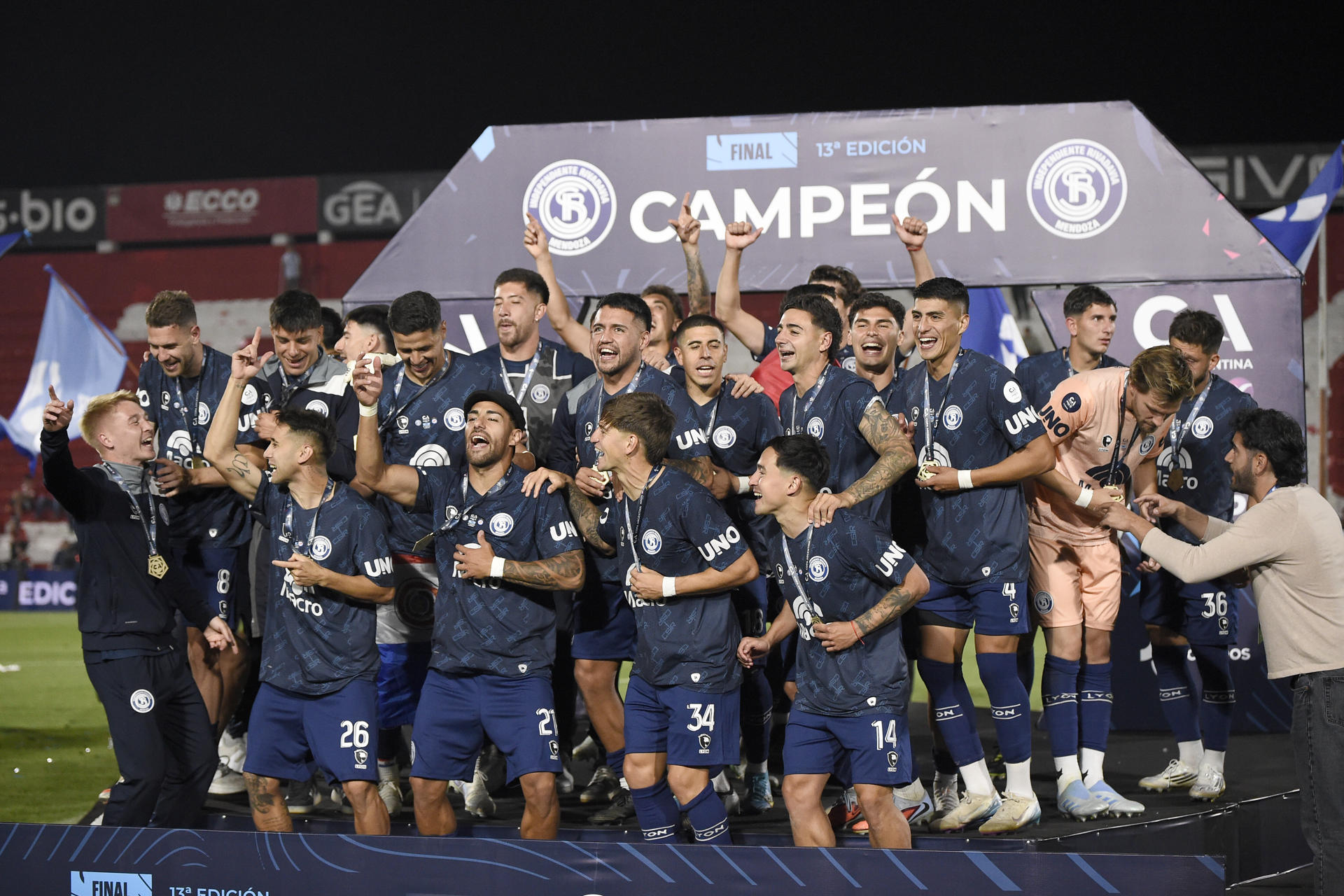 a origem do rival do Fluminense